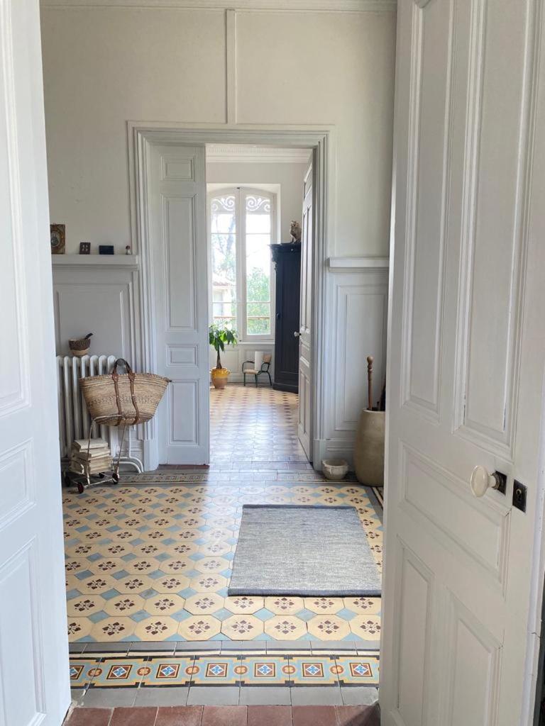 B&B Maison Felisa Sabran Exteriér fotografie